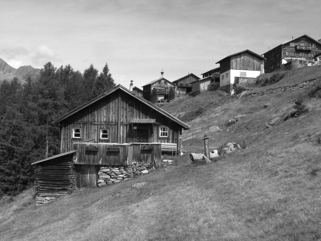 Hotel Felsenstueberl Sölden Exteriör bild